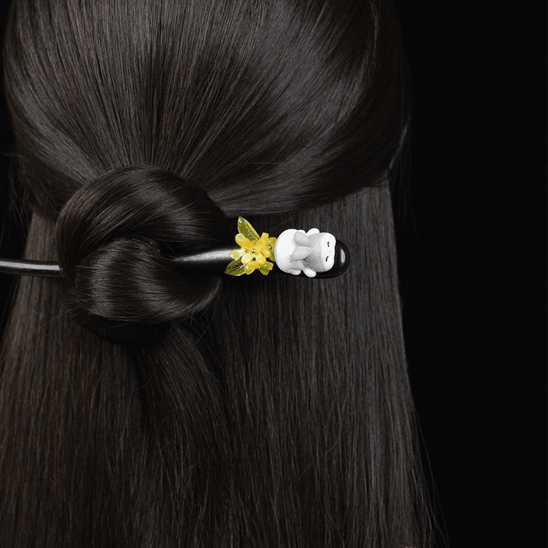 Rabbit Osmanthus Hairpin-Wood